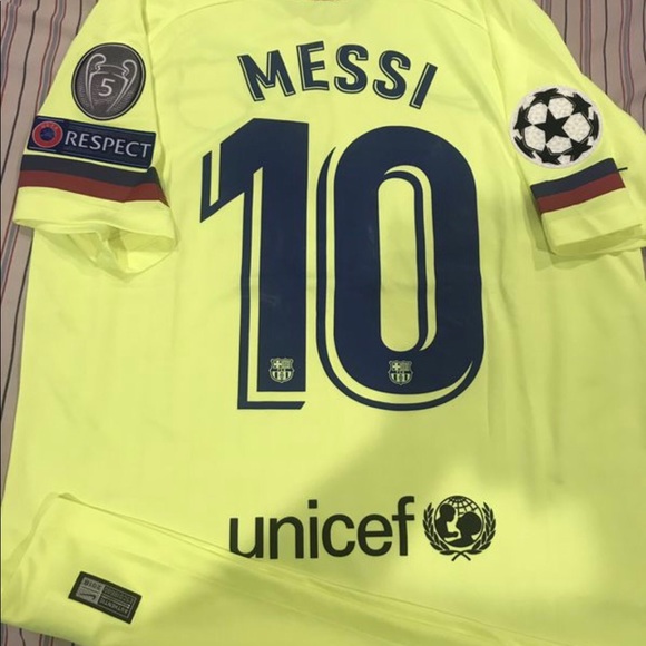 Messi - Picture 1 of 2